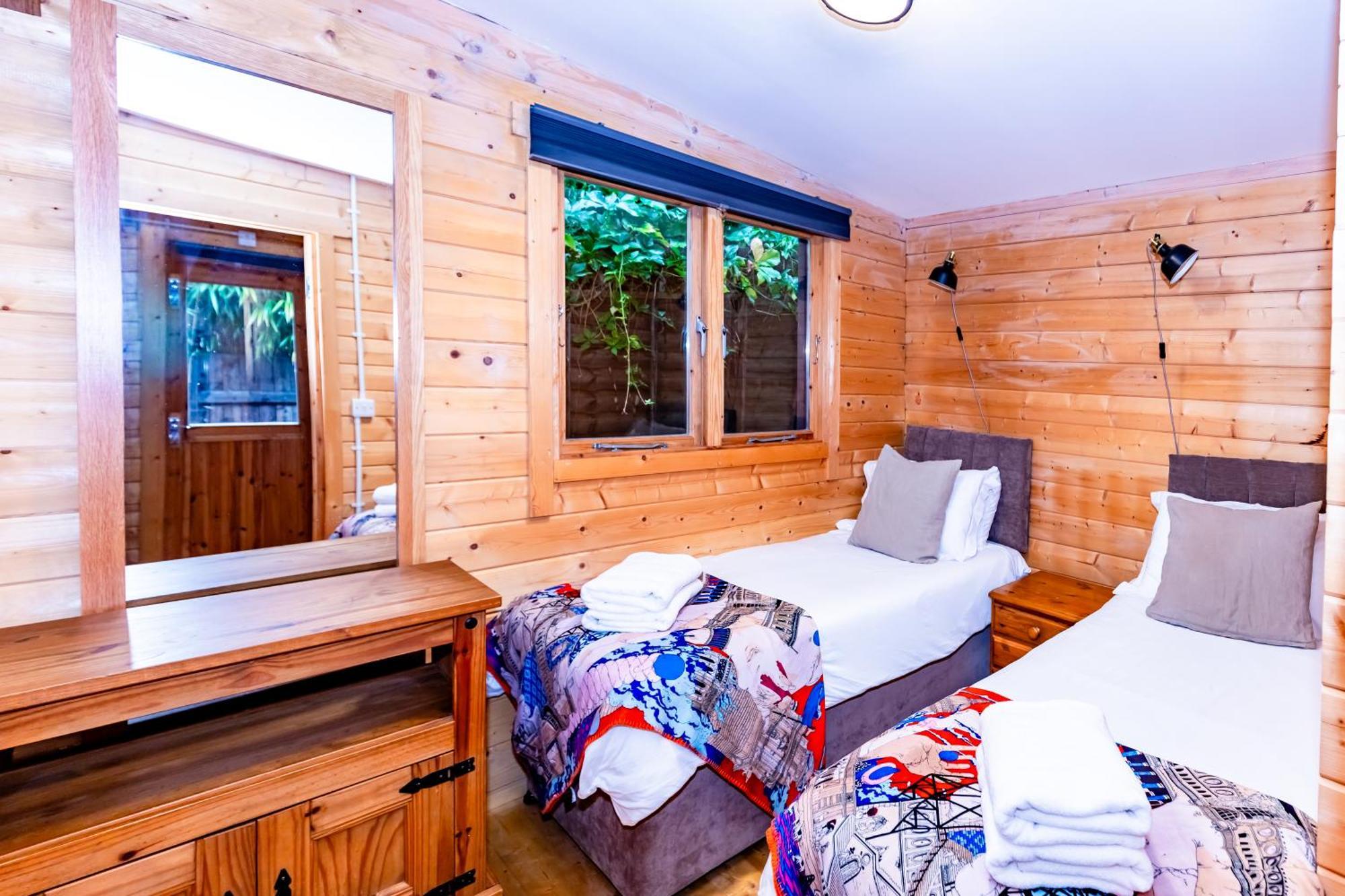 Universal Harmony Retreats Glastonbury Apartment Exterior foto